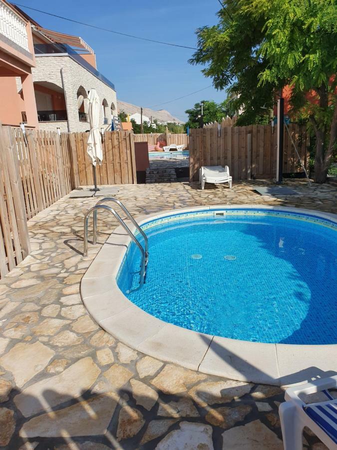 Apartments Adriapag Pag Town Εξωτερικό φωτογραφία